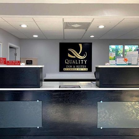 Quality Inn & Suites Near Panama City Beach Exteriör bild