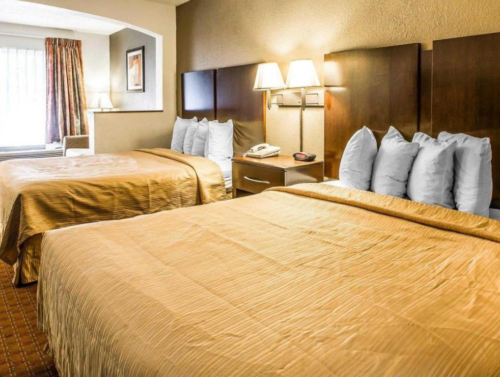 Quality Inn & Suites Near Panama City Beach Exteriör bild