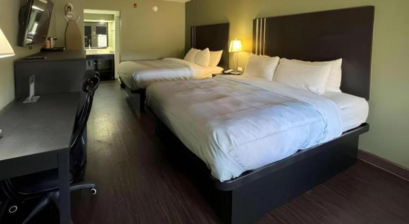 Quality Inn & Suites Near Panama City Beach Exteriör bild
